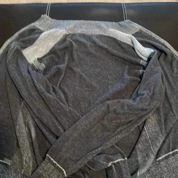 🖤Buckle black zip up sweater - Picture 8 of 8